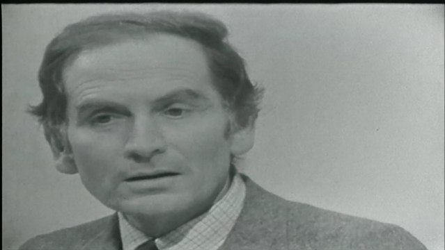 Pierre Cardin On ne vient pas au monde avec une personnalité, il faut se la faire