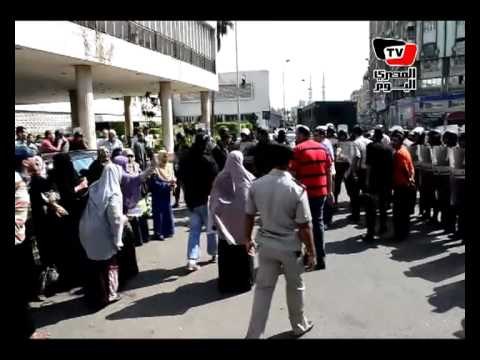 الأمن يفض اعتصام «معلمي الحصة» بالقوة في الدقهلية