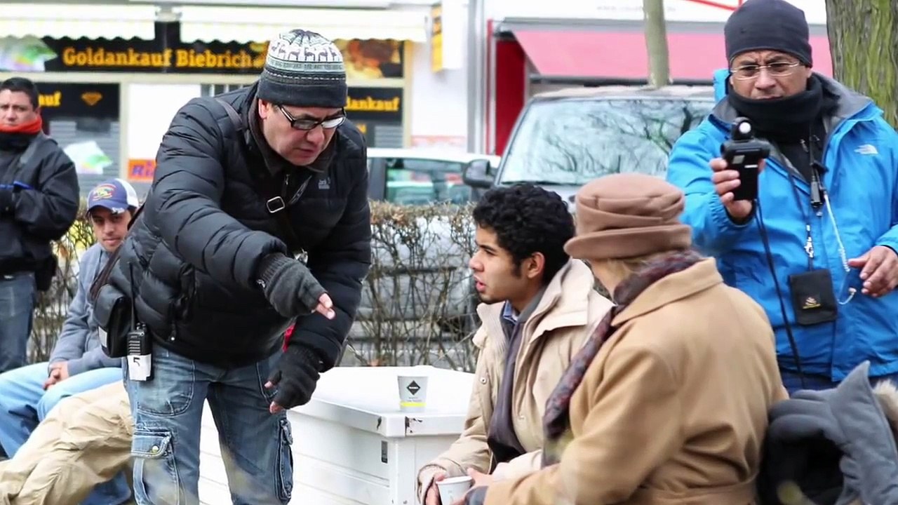 Detrás de la Música de Guten Tag (Buen Día), Ramón (Español)