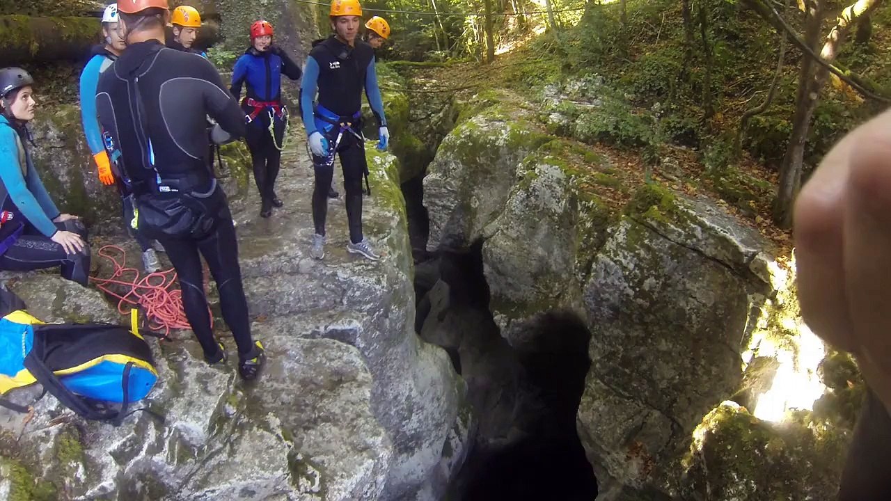 Une chute inattendue en canyoning