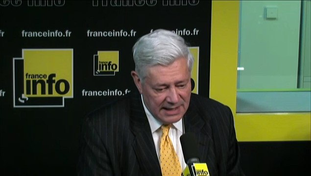 Selon Bruno Gollnisch, Jean-Marie Le Pen est prêt à ne plus parler au nom du FN