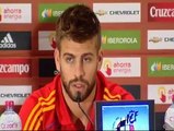 Gerard Piqué responde en Catalán y Sergio Ramos se molesta