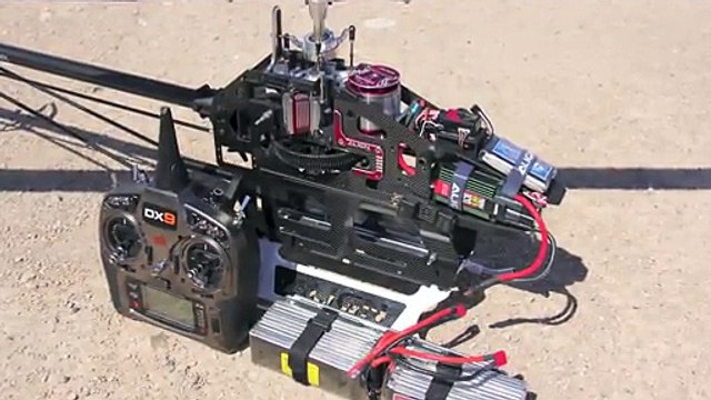 Pilote d'hélicoptère radiocommandé en mode surdoué!