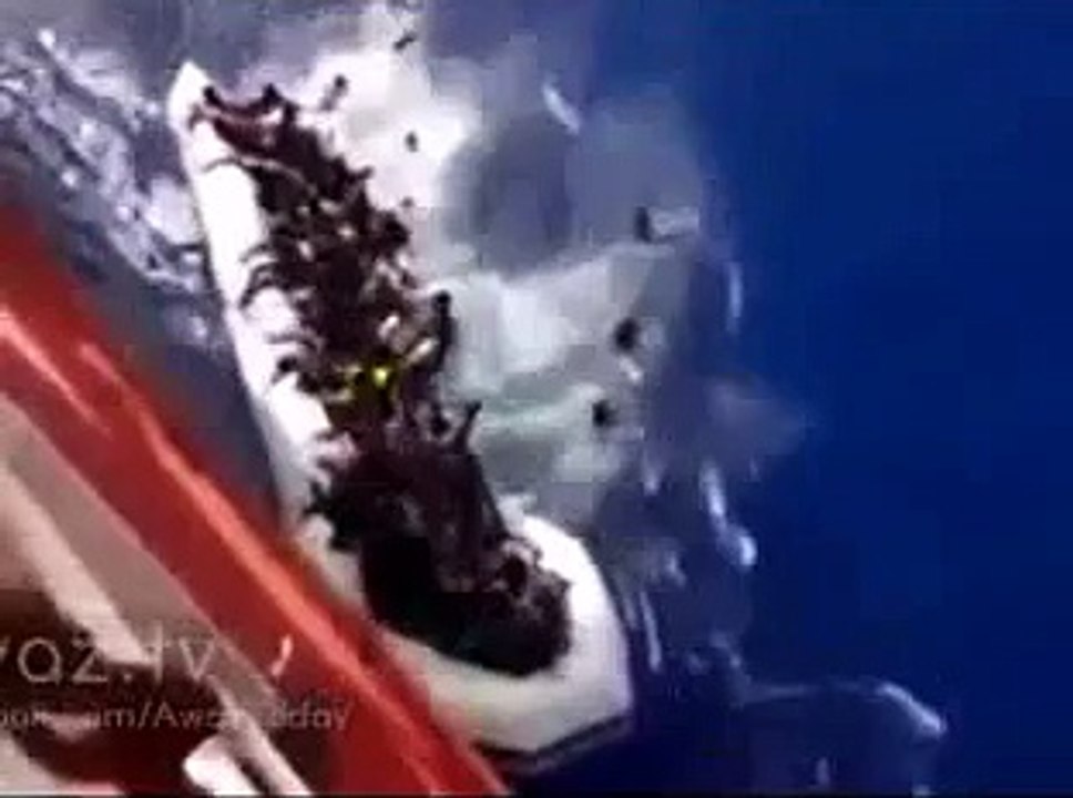 people drown in the middle of sea -@- More than 150 of people drown in the middle of sea