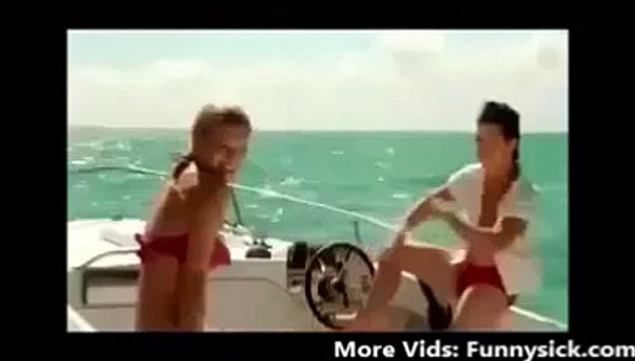 Funny boat trip - Funnysick.com