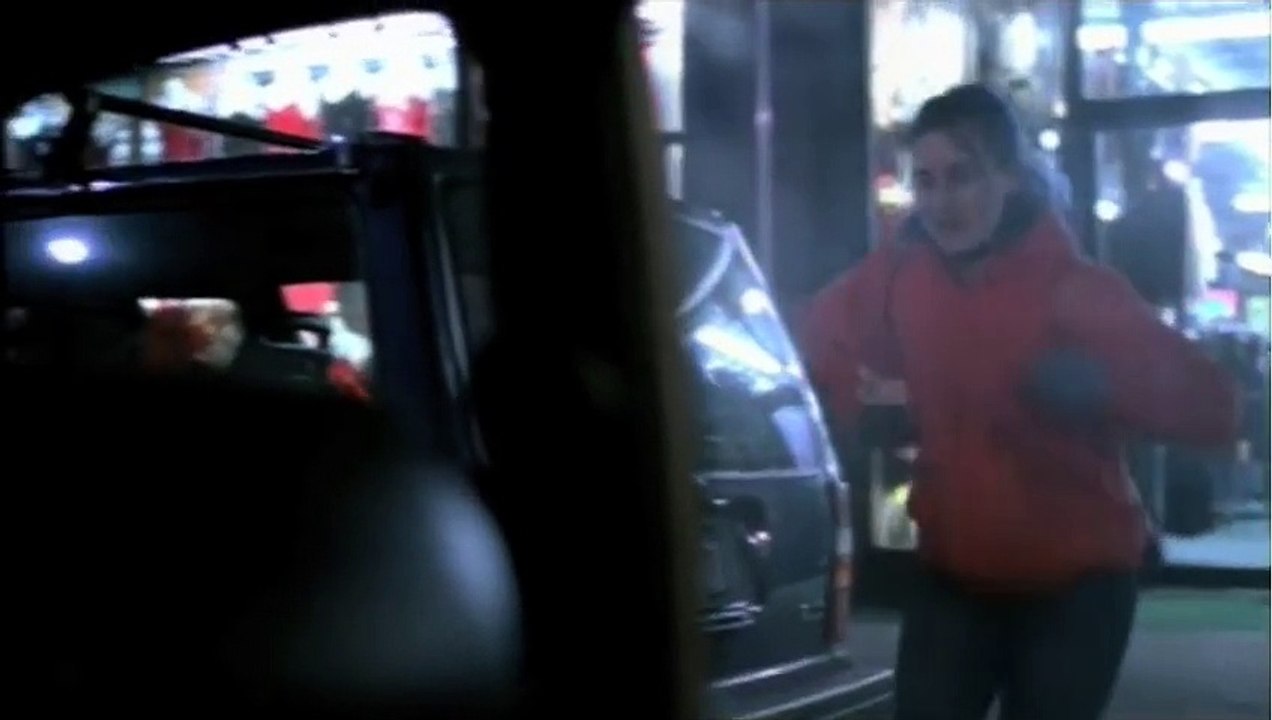 Eternal Sunshine Of The Spotless Mind -  Light & Day  Music Video (2004)