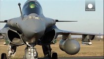 التوقيع على صفقة بيع مقاتلات رافال الفرنسية لدولة قطر