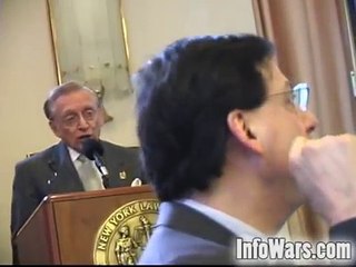 WeAreCHANGE confronts Larry Silverstein