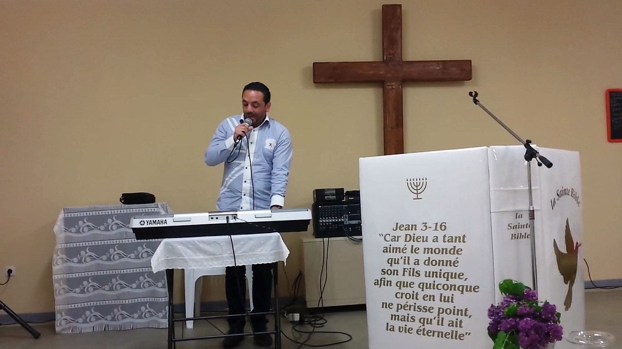 Mon double frere, etudiant 2015