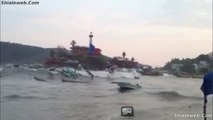 EFECTO MAR DE FONDO EN CALETA GUERRERO MEXICO EL MAR SE TORNA SALVAJE E INUNDA LA COSTA CAUSANDO DESTROSOS EN LAS EMBARCACIONES MAYO 2015