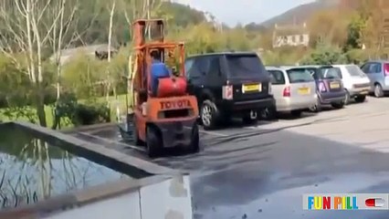 Best of Working Accidents, Crazy Fails, Funny Videos Compilation - FunPill - Episode 21
