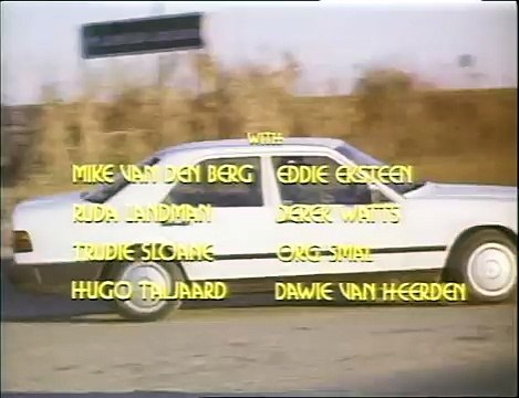 Leon Schuster shoots fake zebra