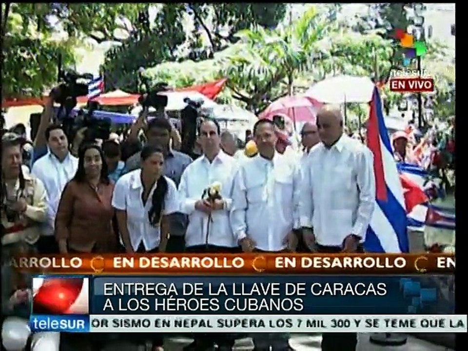 Entregan llaves de la ciudad de Caracas a los Cinco héroes cubanos