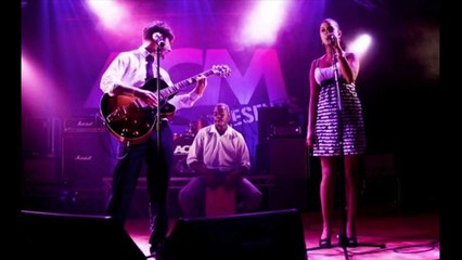 Mélanie René & Tony Tyler - « A Fool In Love » (Acoustic Version)