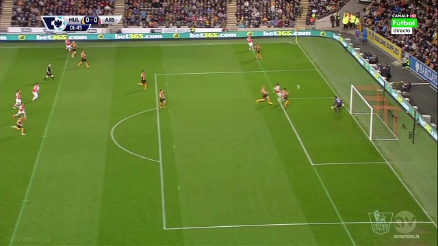 Hull City vs Arsenal Ramsey first chance 04.05.2015