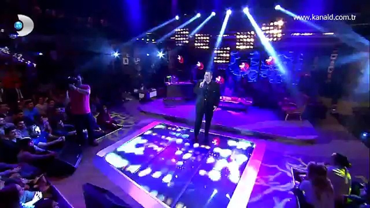 [LOL EXA] Ata Demirer - Tanrı İstemezse ( canlı performans)