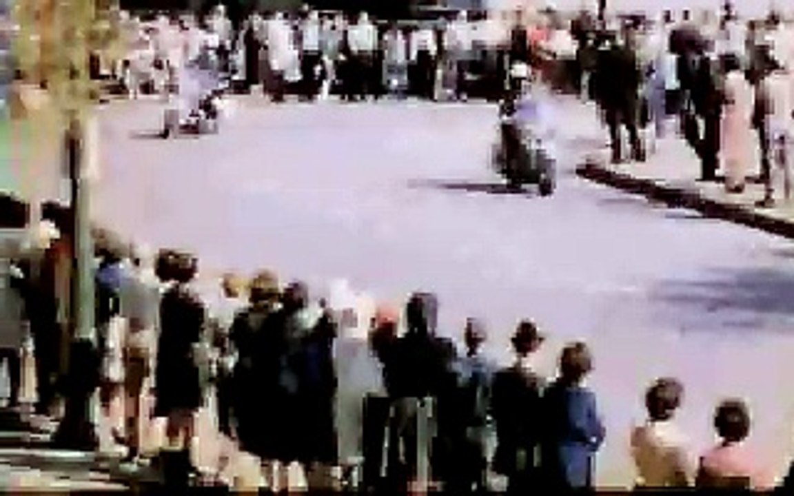 JFK Assassination, The driver shoots