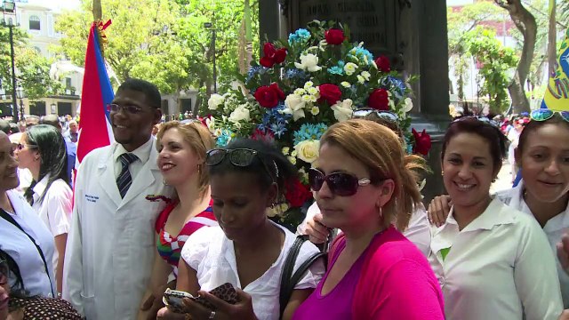 “Los cinco héroes” cubanos reciben llaves de Caracas