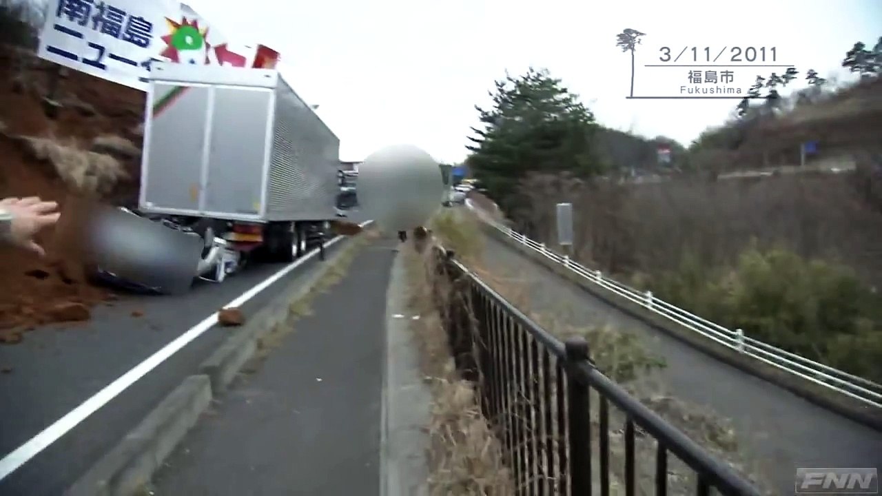 地震発生時 福島市 国道4号線
