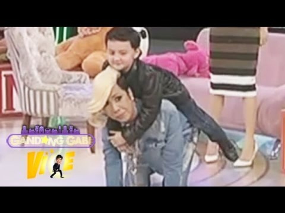 Alonzo makes Horsey-Horsey with Vice
