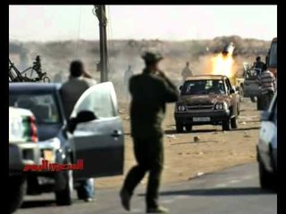 شباب ليبيا يتظاهرون أمام الجامعة العربية