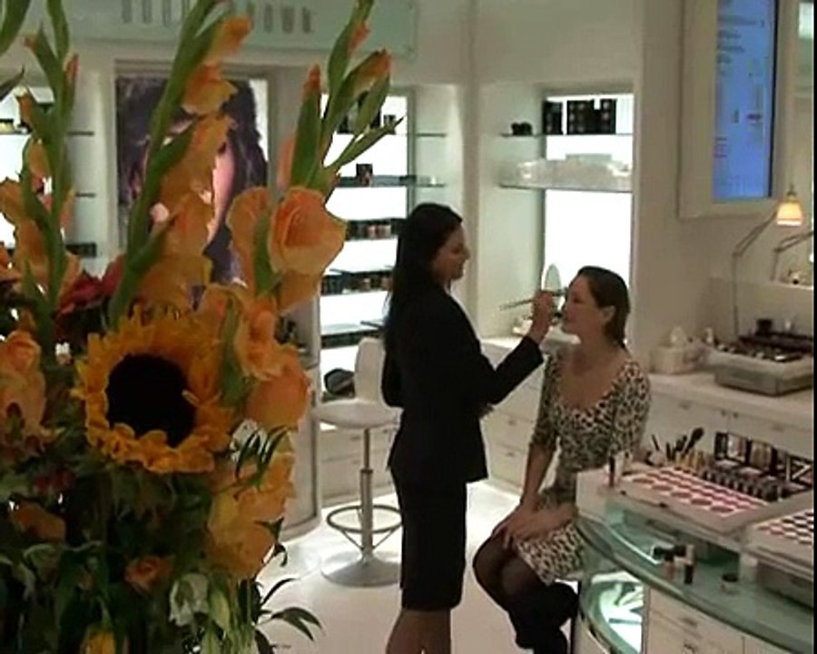 Bobbi Brown Makeup - WeddingTV