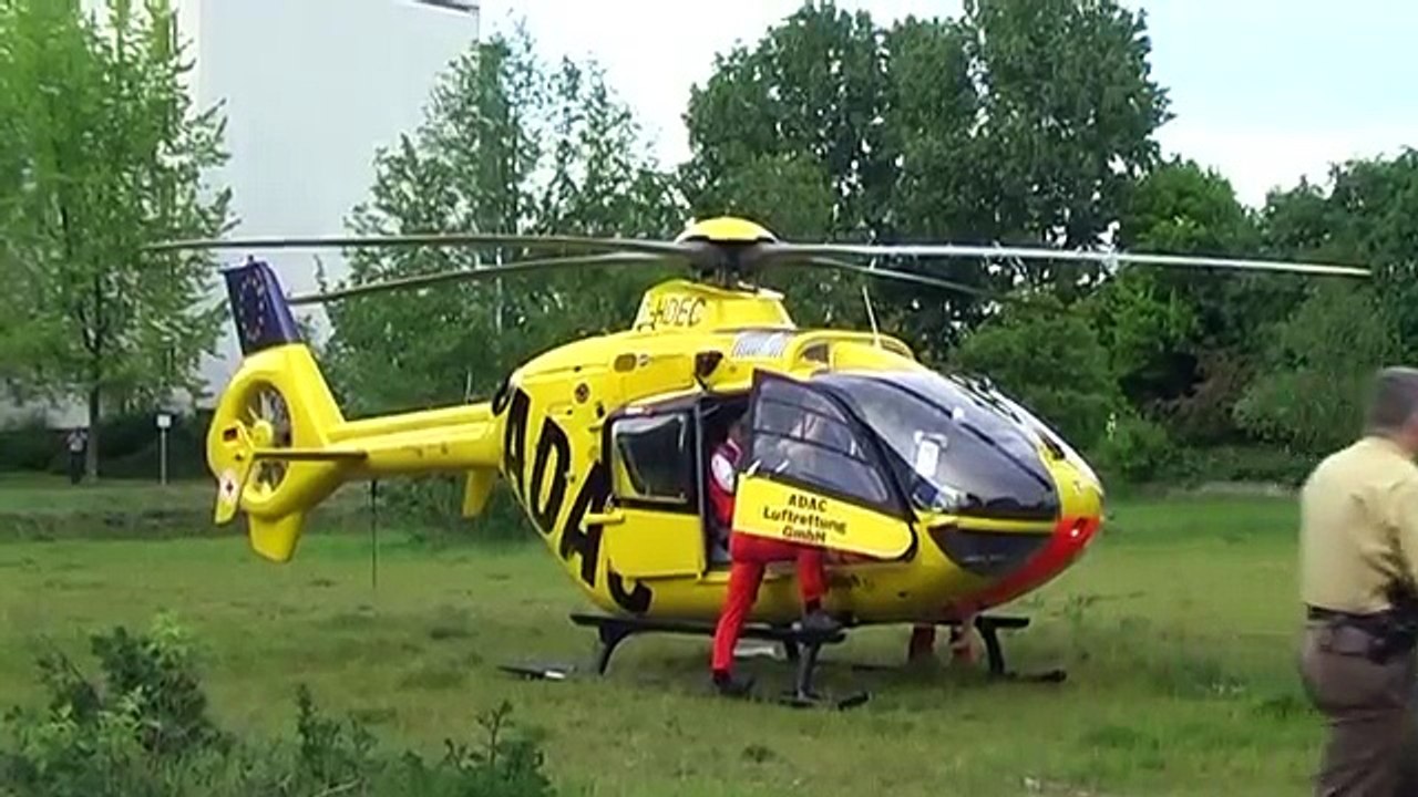 Adac rettungshubschraubers christop 31 berlin