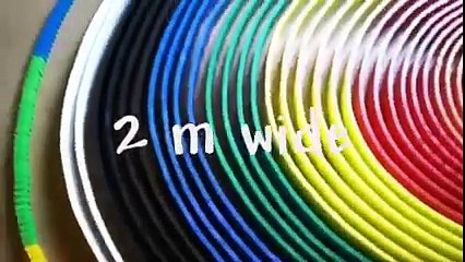 Asi lucen 4500 fichas de domino cayendo una tras otra