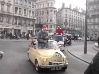 Père Noël des vespa (Jacobins)
