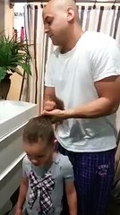 Cuando mamá no esta para peinar toca resolver