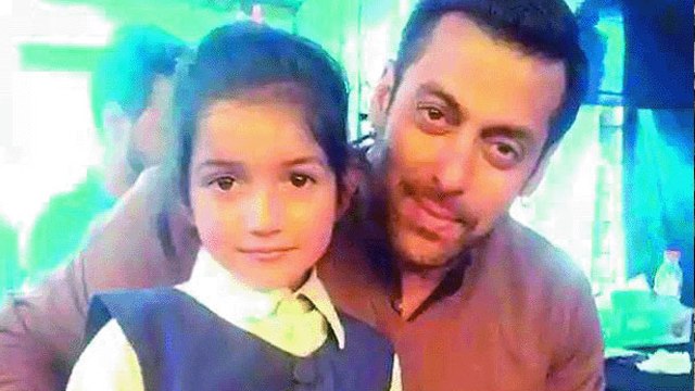 Salman Khan With JUNIOR Katrina Kaif On Bajrangi Bhaijaan Sets | 04th May 2015