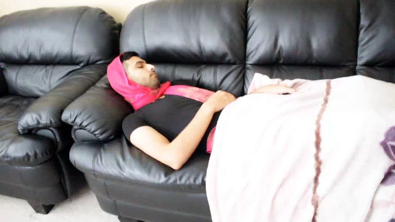 When Girls take Selfie - ZaidAliT Offical - HD