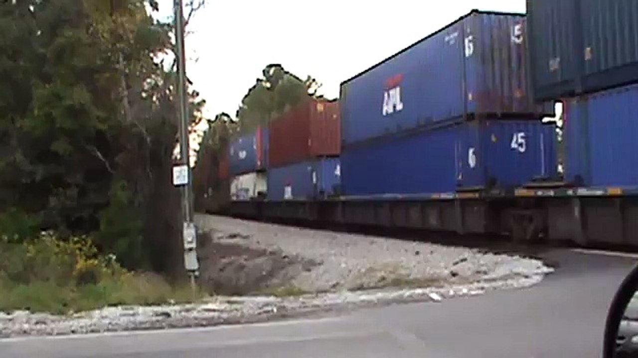 CSX 149 leads CSX Q154-03 in Newnan, GA