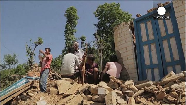 Непальские спасатели достигли наиболее удаленных районов, пострадавших от землетрясения