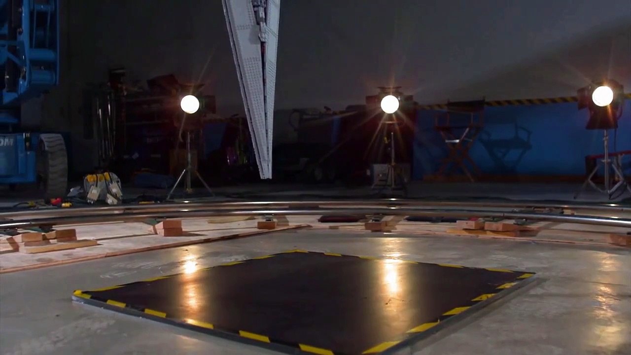 Super Star Destroyer in SLow Motion