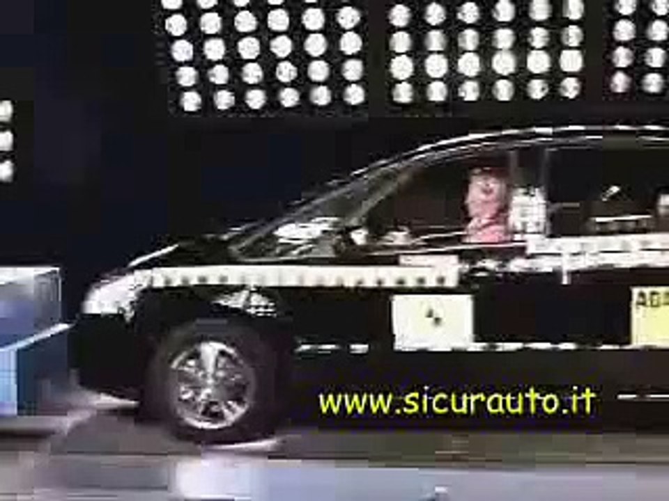 0 530 112 06 06 - AYAŞ - OTO KURTARMA - OTO ÇEKİCİ - OTO KURTARICI