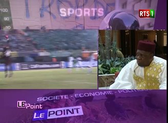 Télécharger la video: Emission Le Point avec Issa Hayatou, Président de la CAF