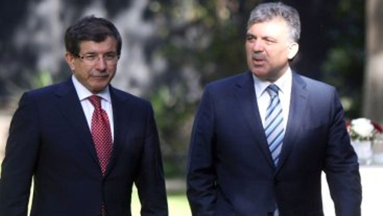 Abdullah Gül, Başbakan Davutoğlu'nu İkinci Kez...
