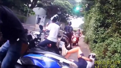 Araç Kamerasına Takılan Kaza Görüntüleri