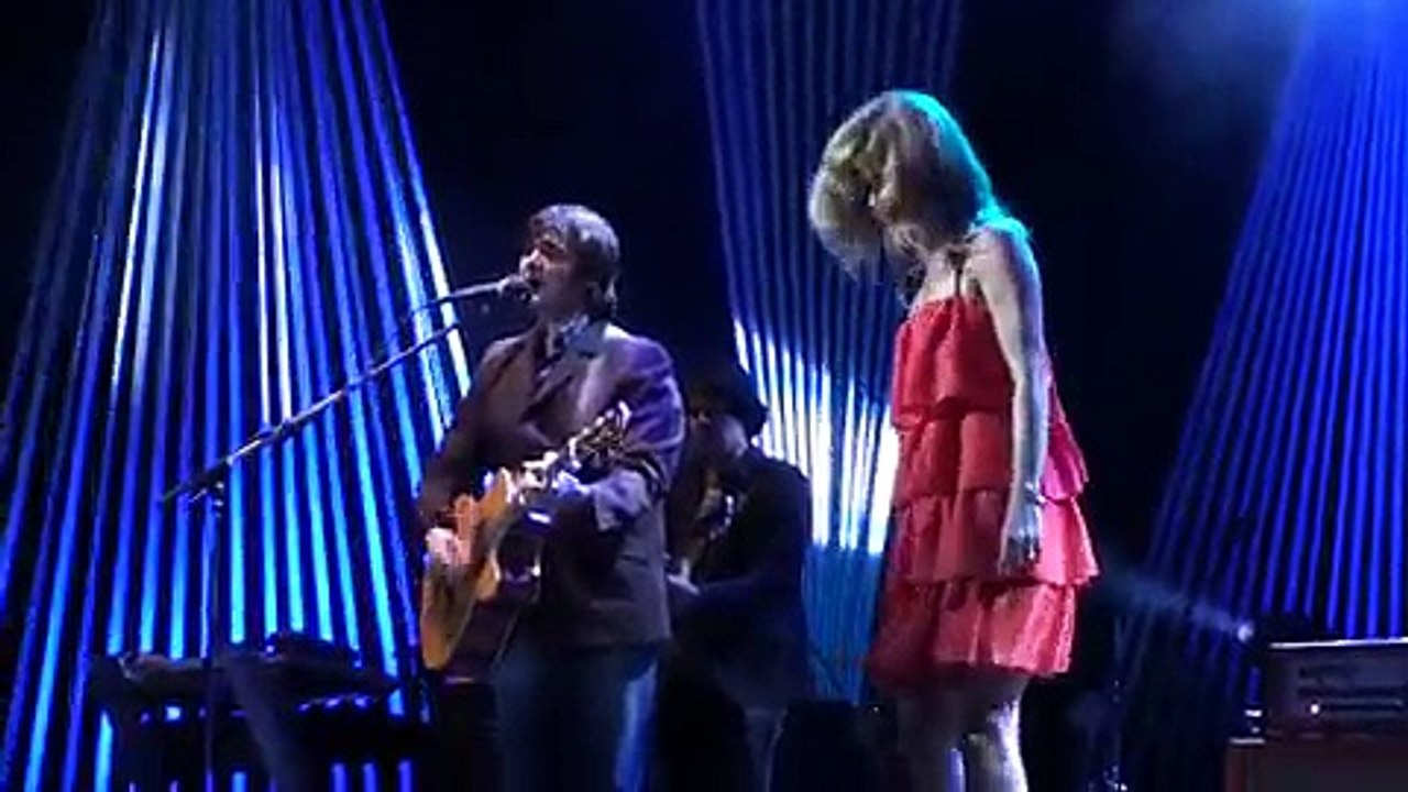 Skank e Paula Toller em show para Radio Alpha FM no Via Funchal/SP.