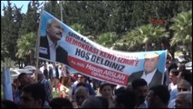İzmir Kemal Kılıçdaroğlu' Na İzmir' de Coşkulu Karşılama