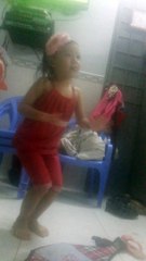 Điệu nhảy của con gái yêu