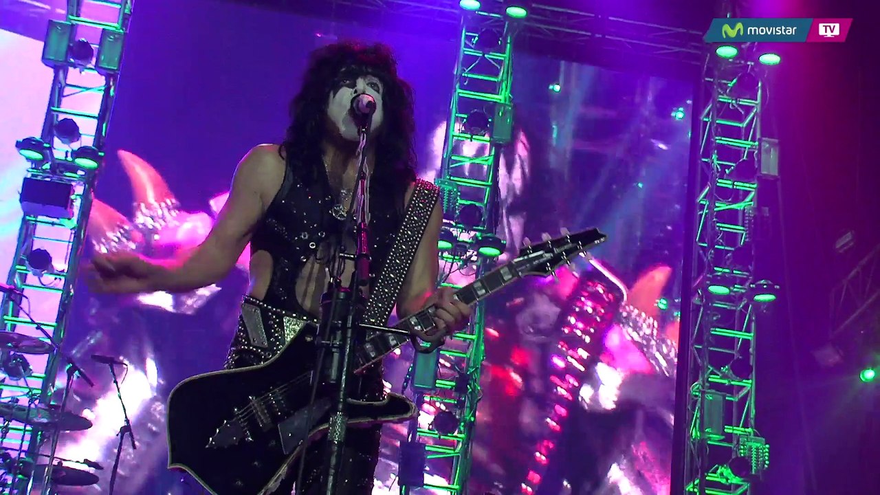 Kiss - Hide Your Heart - Movistar Arena, Santiago, Chile - 2015-04-14