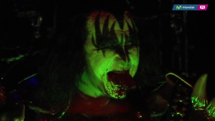 Kiss - Bass Solo - Movistar Arena, Santiago, Chile - 2015-04-14