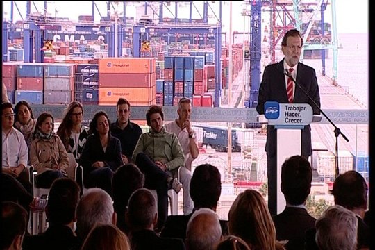 Rajoy valora datos que mueven a la esperanza