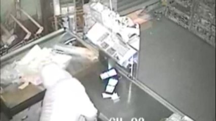 Hırsızlık Zanlıları Tutuklandı