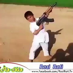 child is firing clasahan -amazing video