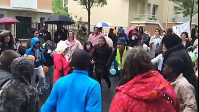 NON A L'ecole LOW COST à Boboche, Bobigny 93000