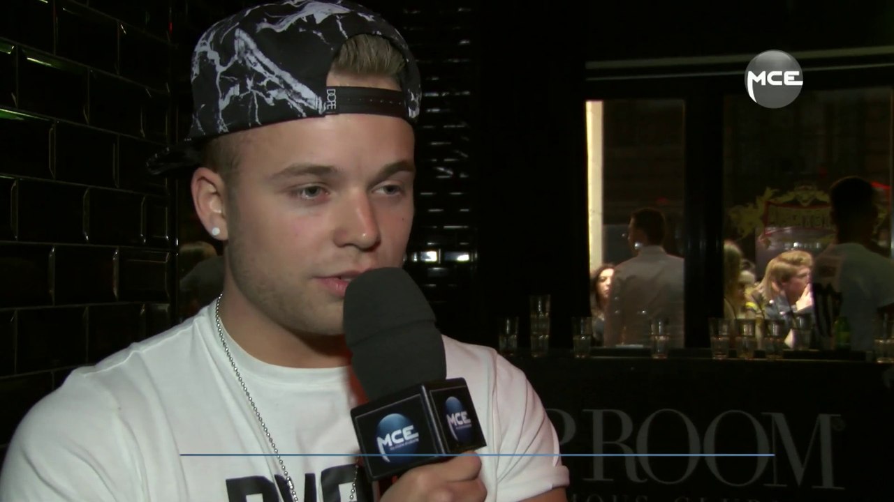 MA2X nous dit tout sur sa relation avec Capucine Anav (mag 2 NRJ12)