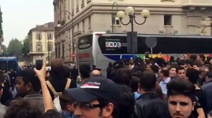 Il pullman del Real Madrid parte per lo Juventus Stadium